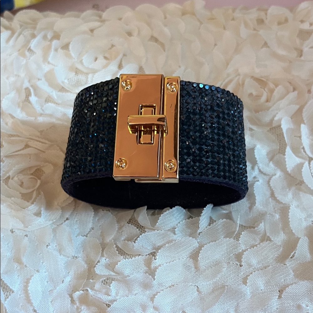 Chic Navy and Gold Women's Bracelet